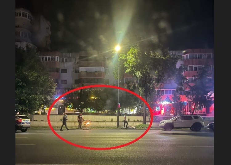 foto cu carbunii aprinsi prin constanta un barbat a starnit panica plimbandu se cu un carucior in flacari 685095aaec96d