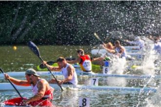 jenant conducerea federatiei romane de kaiac canoe le cere sportivilor care vor sa participe la competitii sa puna bani din propriul buzunar 6854ac98b2af8