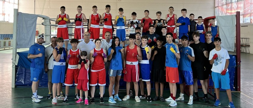 la navodari s a dat startul saptamanii boxului dobrogean prezent si vasile citea presedintele federatiei romane galerie foto 685ea49bcd0f9