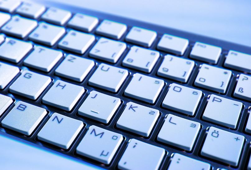 legea majoratului online pentru protejarea minorilor in spatiul digital depusa la senat 6846bef2d481d