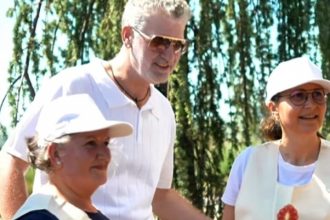 parc dendrologic creat in zona centrului de afaceri primarul florin chelaru multumim rompetrol pentru sprijinul acordat in amenajarea unui nou spatiu verde 685d89dce4d18