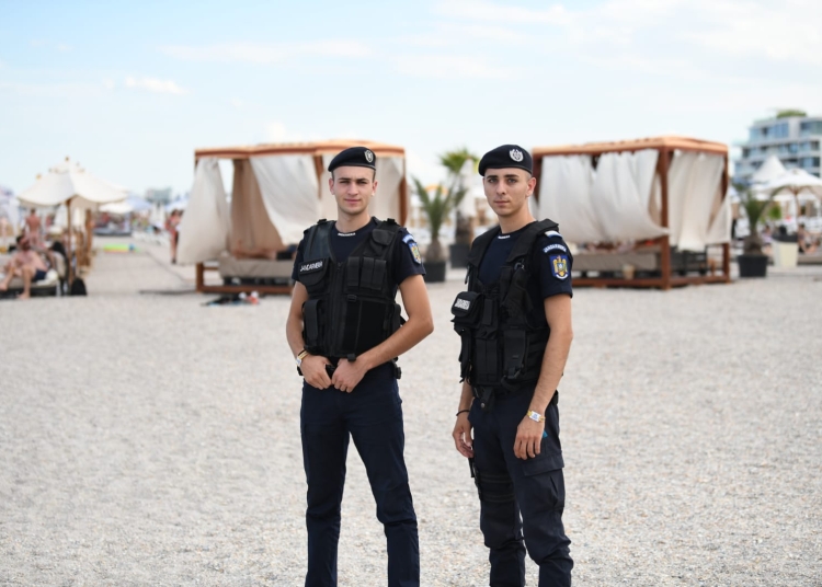peste 130 de jandarmi constanteni in actiune pentru siguranta cetatenilor infractiuni si amenzi in weekend 6862446949110