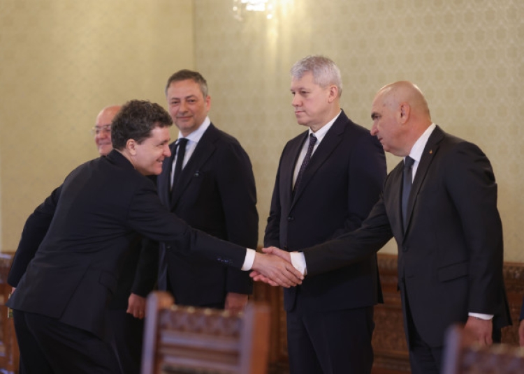 pnl a evitat declaratiile dupa intalnirea cu nicusor dan 6853fc2a45440