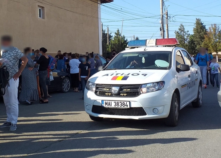 politistii au controlat peste 200 de scoli 684e7814c6c3f