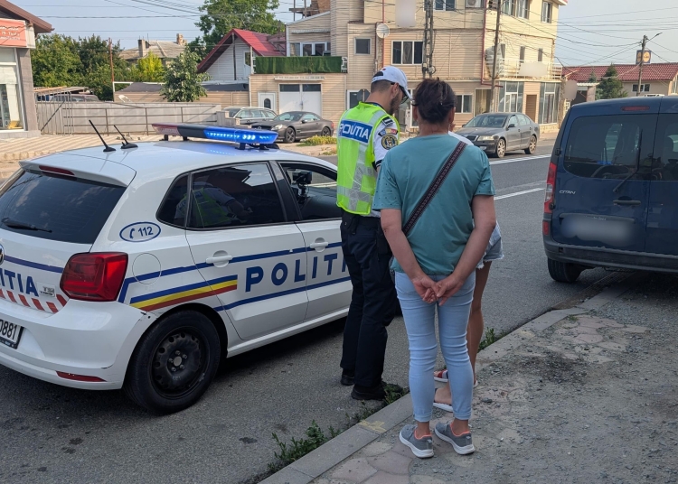 politistii rutieri au stat cu ochii pe biciclisti si pe pietoni au fost aplicate amenzi 684be7d6af169