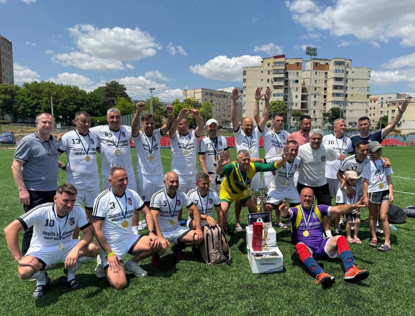 real vaslui old boys castigatoarea editiei a cincea a cupei farul galerie foto 684fd9a9e103f