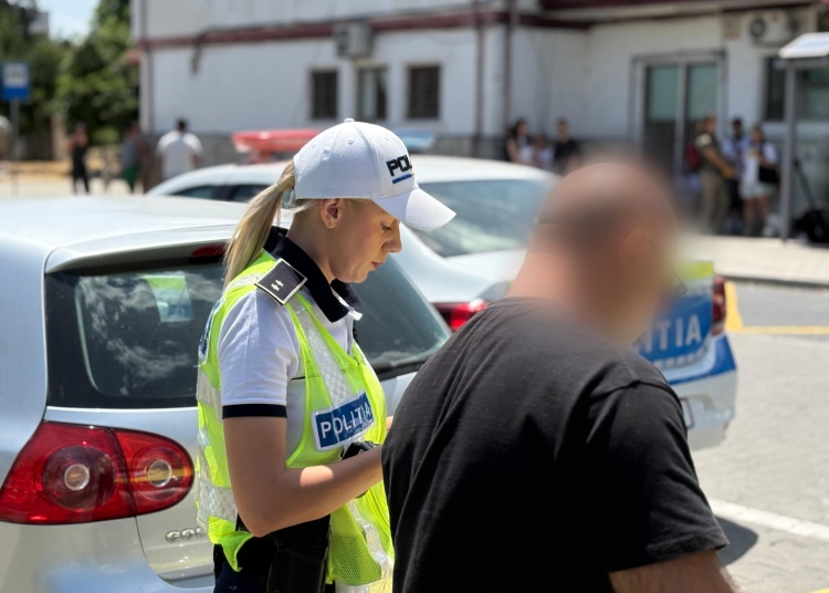 taximetristii au fost verificati in trafic de politisti la mangalia 6857d23272370