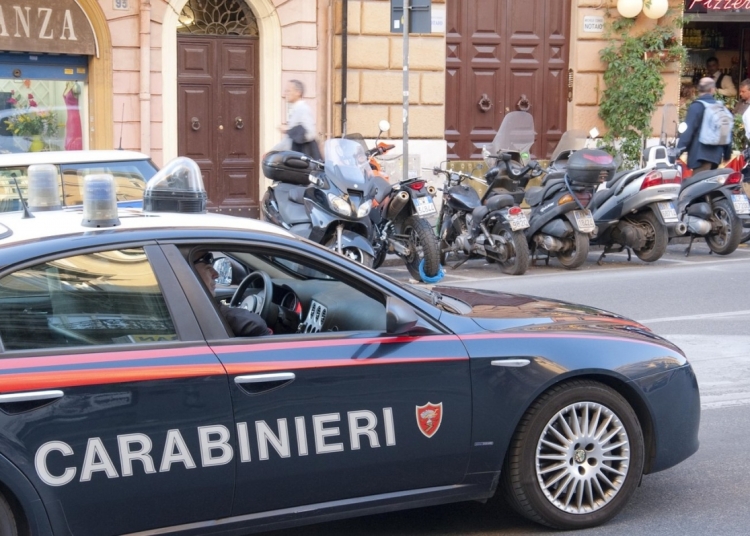 tragedie la roma romanca si fiica ei de doar cateva luni gasite moarte intr un parc 68468a6dc4915