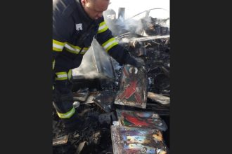 trei icoane au supravietuit unui incendiu devastator din constanta descoperirea care a impresionat pompierii 685be66750e7a