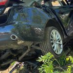 un autoturism a intrat intr un copac in localitatea deleni 68403b8454b9d