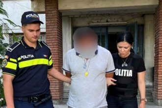 un barbat a fost retinut pentru multiple infractiuni rutiere si furt calificat in zona vama veche mangalia 685fc5bd66acd