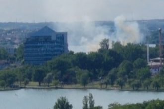 video incendiu de vegetatie uscata la intrare in mamaia 683d40a424eb4