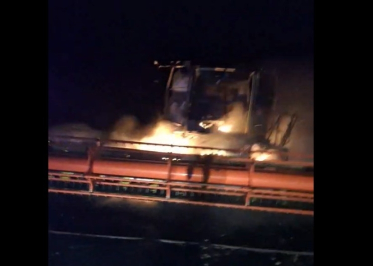 video incendiu la un utilaj agricol in apropiere de localitatea cerna 685cef39adba9