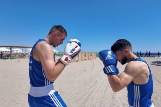 alexandru buleu si angelo tutunea doi pugilisti care vor sa cucereasca lumea boxul e disciplina e un stil de viata galerie foto 687f9a1ede440