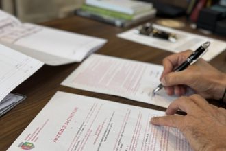 costin rasauteanu viceprimarul municipiului constanta am semnat autorizatia de construire pentru modernizarea si extinderea spitalului clinic de boli infectioase constanta 6877a2940d19f