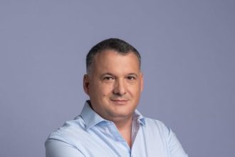 deputatul pnl constanta bogdan hutuca reforma statului incepe cu reforma partidelor politice iar pnl face astazi acest pas necesar 6874e94dc6085