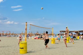 la mamaia etapa din campionatul national 2025 de volei pe plaja la categoria de varsta under 18 care sunt echipele participante 687f9a3c95f67