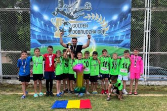 micii fotbalisti de la cs navodari au castigat la albena turneul golden dobrudzha cup la categoria under 9 6867df1f34d33