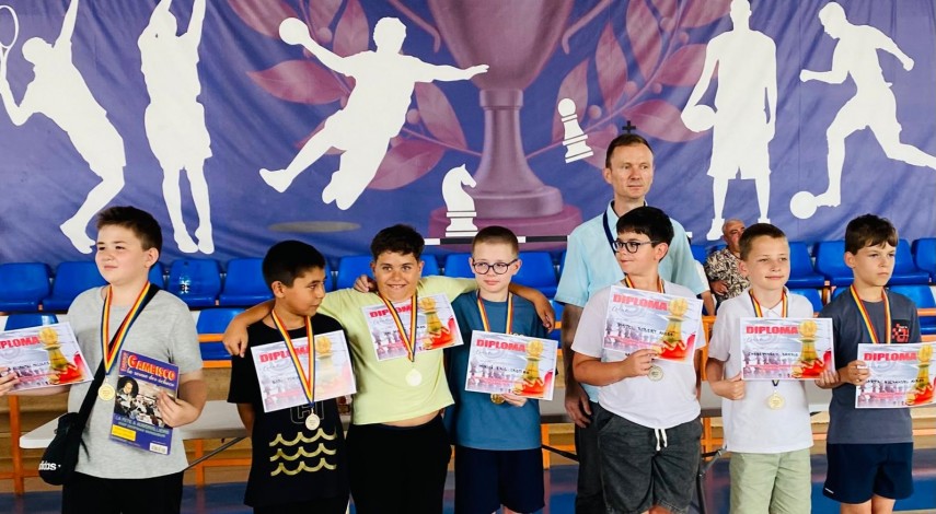 sahistii peste 15 medalii la trofeul techirghiol mircea pavlov galerie foto 686ce4b540752