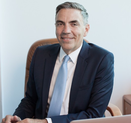 sindicatul angajatilor din guvern cere demisia vicepremierului dragos anastasiu acuzat de implicare in mita 688494a8c8cee