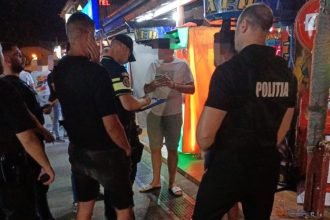 actiuni preventive desfasurate de politisti la constanta au fost vizati hotii de pe plaje bisnitarii si scandalagiii 68a9cac1c37f9