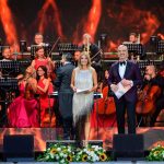 anca turcasiu si aurelian temisan sunt gazdele festivalului national de muzica usoara mamaia 2025 galerie foto 689458fb5a6e0