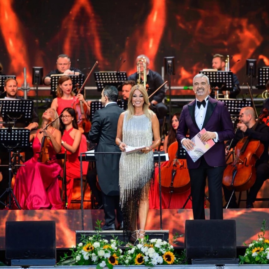 anca turcasiu si aurelian temisan sunt gazdele festivalului national de muzica usoara mamaia 2025 galerie foto 689458fb5a6e0