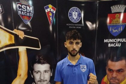 angelo tutunea medaliat cu bronz la campionatul national de box de la bacau alex buleu tinteste titlul la categoria 75 kg foto 68a6c12c019d3