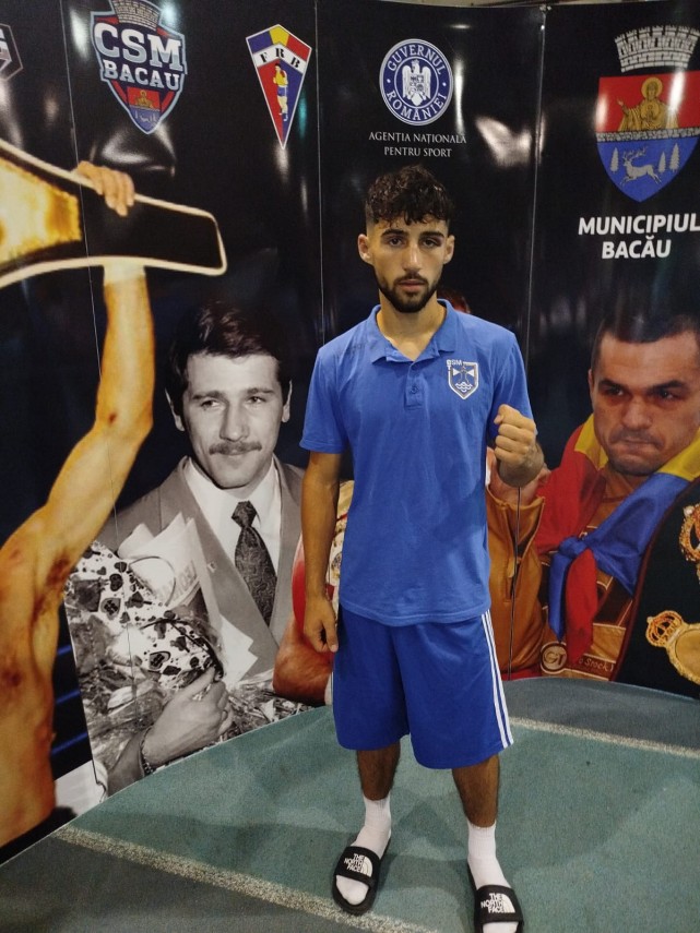 angelo tutunea medaliat cu bronz la campionatul national de box de la bacau alex buleu tinteste titlul la categoria 75 kg foto 68a6c12c019d3