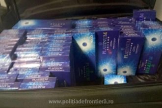 aproximativ 2 700 pachete cu tigari ascunse in bagajele a doi cetateni romani descoperite pe aeroportul otopeni 68a816cf2a22d
