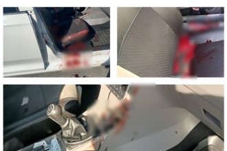 asa arata interiorul taxiului cu care a fost transportata la spital victima crimei de la cernavoda 68b4312e8f8f5