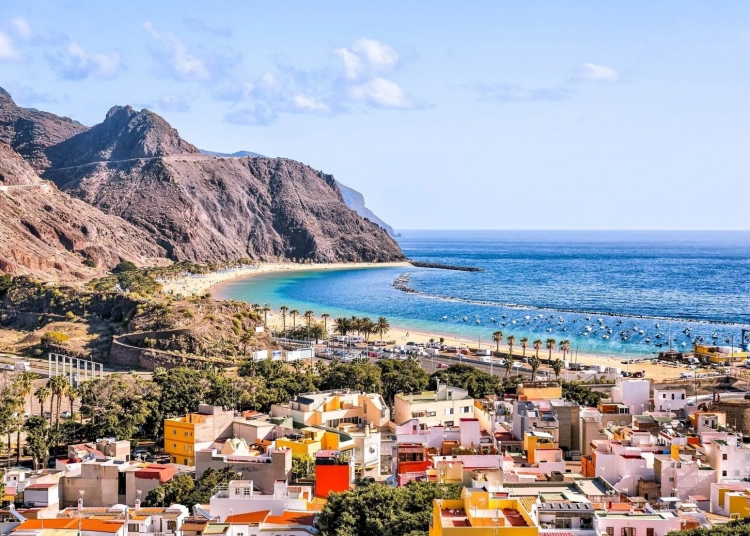 cocktail holidays confirma probleme financiare turisti romani afectati in vacanta din tenerife 68b1d480113cb