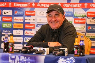 gheorghe hagi da lovitura de start la meciul tricolorul sacele vointa siminoc 68b2fa062020d