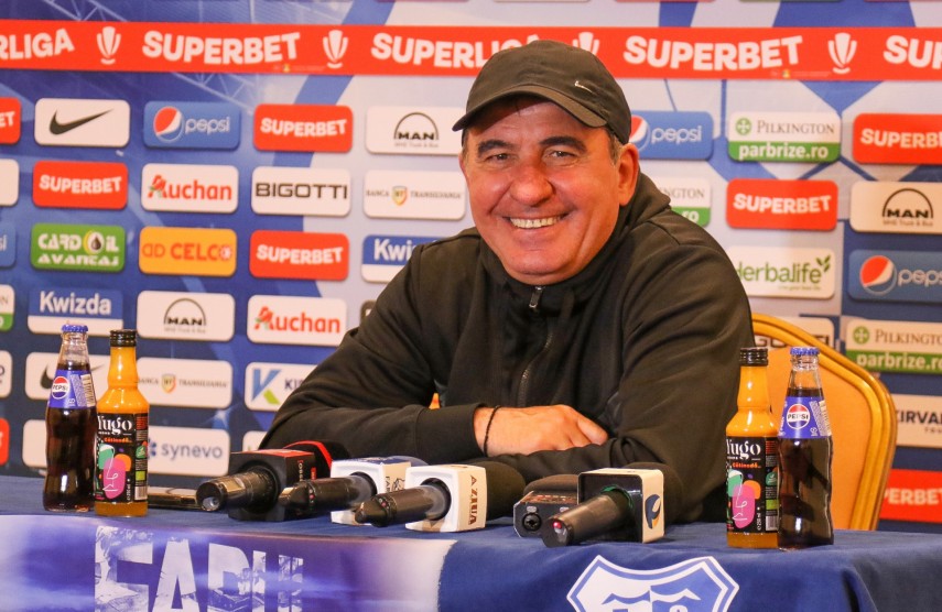 gheorghe hagi da lovitura de start la meciul tricolorul sacele vointa siminoc 68b2fa062020d
