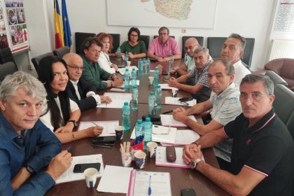 intalniri ale parlamentarului mirela matichescu cu rezervisti militari si sindicate din sanatate si educatie 68aea76a73fac