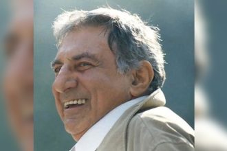 jean constantin nume de legenda pentru breasla actorilor la ceas comemorativ 68a6bfe5a6e62