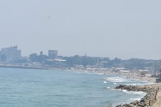 o femeie scoasa inconstienta din mare la costinesti 68a9dc4beb73d