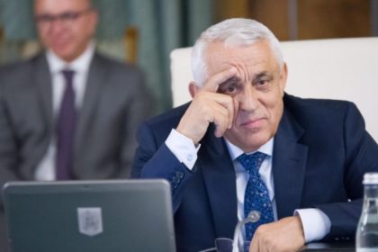 petre daea nu recunoaste ca s ar afla in proces de divort 68b03b864f205