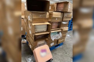 produse contrafacute in valoare de 130 000 de lei descoperite de politistii de frontiera intr un container sosit din china 68a6e4f7adca0