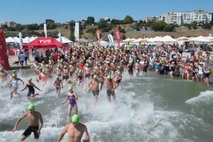 s a desfasurat aqua challenge 2025 maratonul de inot in marea neagra ati fost ca de fiecare data sufletul acestui eveniment video documente 6890718c03836