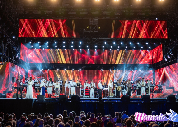 traditia si bucuria jocului popular au luminat scena festivalului national al cantecului si dansului popular romanesc mamaia 68b18c0134307
