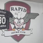 tricoul fotbalistului antoine baroan a ajuns la tuzla in casa in care rapidul e mereu pe primul loc ai facut o familie fericita galerie foto 689f40a2bf36f