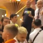 video momentul in care celebrul fotbalist vrea sa i dea un cap in gura unui agent de paza 68a6f42bb8c38
