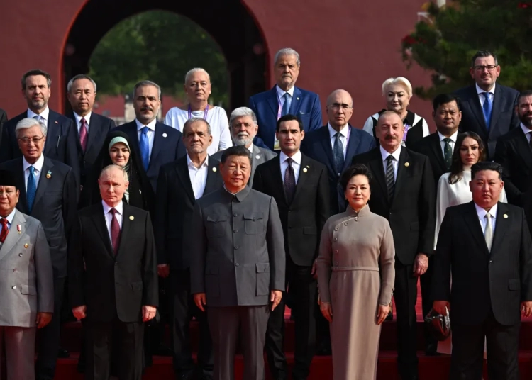 adrian nastase si viorica dancila fotografie la beijing impreuna cu xi jinping vladimir putin si kim jong un 68b7efc3234a5