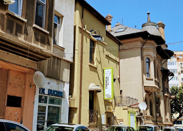aproape 18 milioane de lei pentru ca patronul fostului restaurant etiquette sa transforme cladirea fabaria intr o unitate de cazare 68be024b637d4