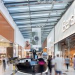 ca n filmele de comedie a fugit cu prada direct in bratele politiei hot prins langa city park mall de oamenii legii care erau la alt caz 68b8d5f89e35e