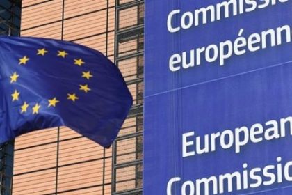 comisia europeana adopta al 19 lea pachet de sanctiuni impotriva rusiei vizand hidrocarburile si entitatile din tari terte 68cd5d4f16364