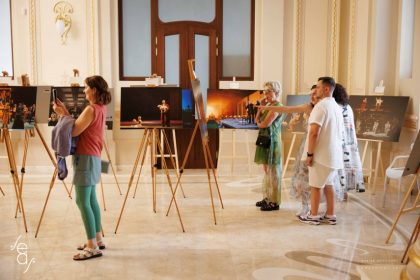 finisajul expozitiei silviu purcarete 50 de ani de teatru in prezenta regizorului la cazino 68bff43d8130a