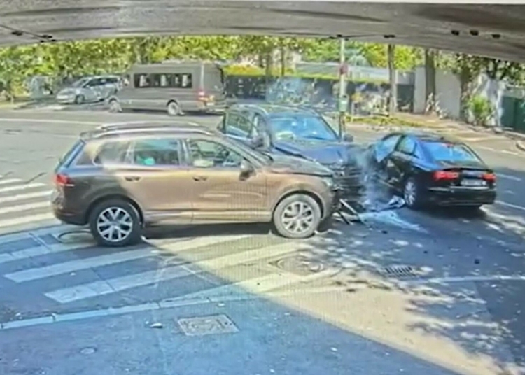 fiul lui ilie dumitrescu a fost prins de politisti dupa ce a fost implicat intr un accident si a fugit de la fata locului 68c9573e7d0b2