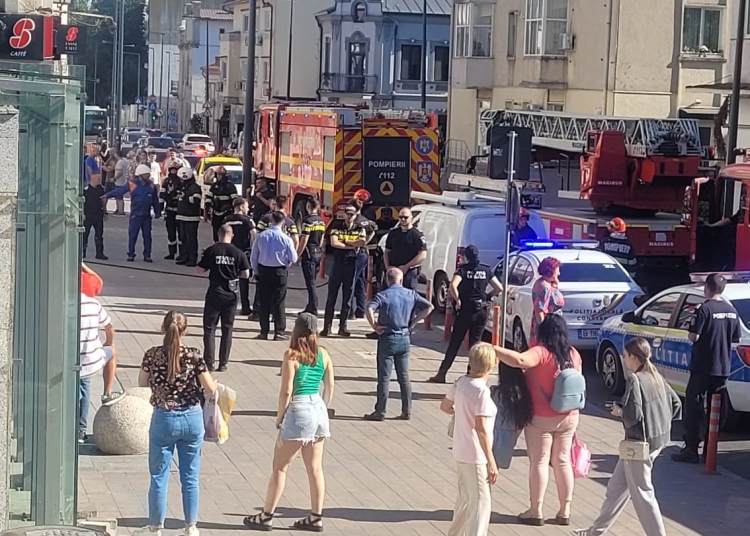 foto incendiu pe strada mihai viteazu din constanta 68ba294d7dde9